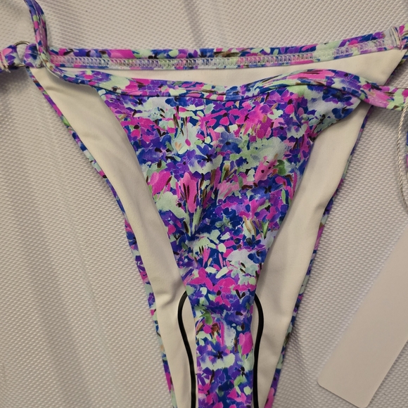 Floral Bikini Set - Picture 3 of 4